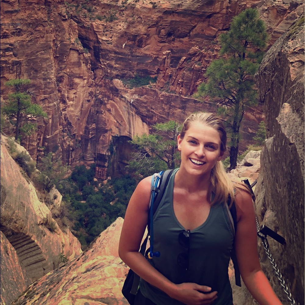 Meet your Posher, Rebecca